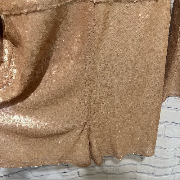 NWT Boohoo Sequin Eva Plunge Front Cut Side Nude Matte Sequin Short Romper 10 - Picture 3 of 8